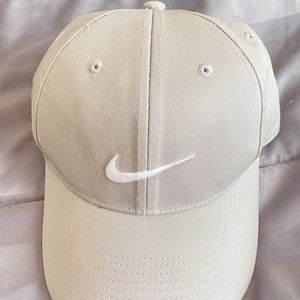 Nike gray gold hat